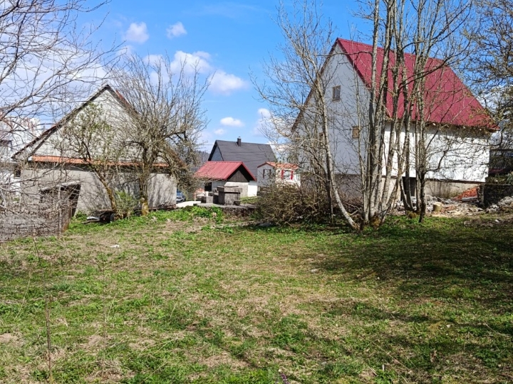 Brestova Draga - Gorski kotar kuća s okućnicom i velikim potencijalom