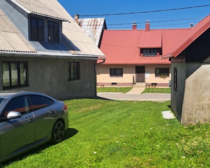 Brestova Draga - Gorski kotar kuća s okućnicom i velikim potencijalom