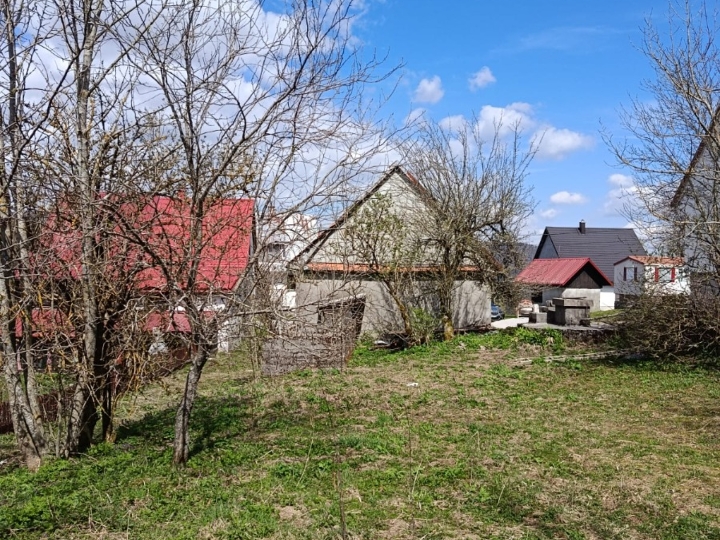 Brestova Draga - Gorski kotar kuća s okućnicom i velikim potencijalom