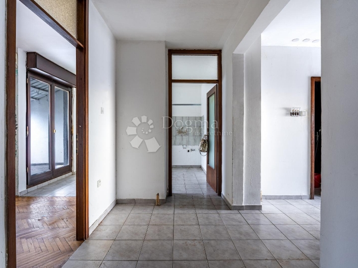 Rijeka, Krnjevo, prostran stan 2S+DB, 71.70m2
