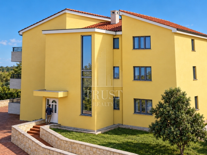 Kastav - građevinsko zemljište s dozvolom i pogledom