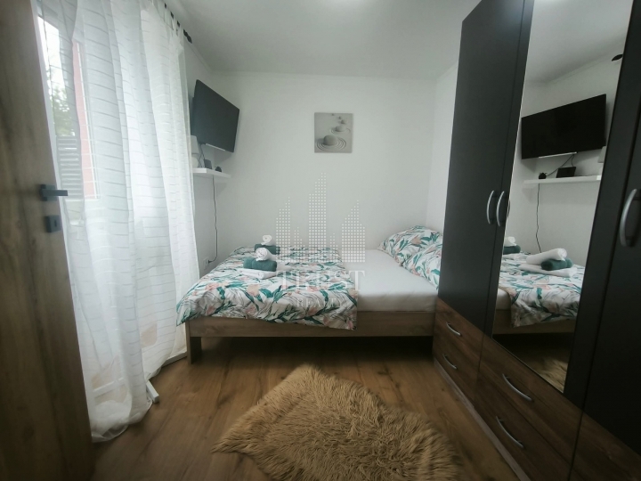 Križišće, Kraljevica, kuća s bazenom