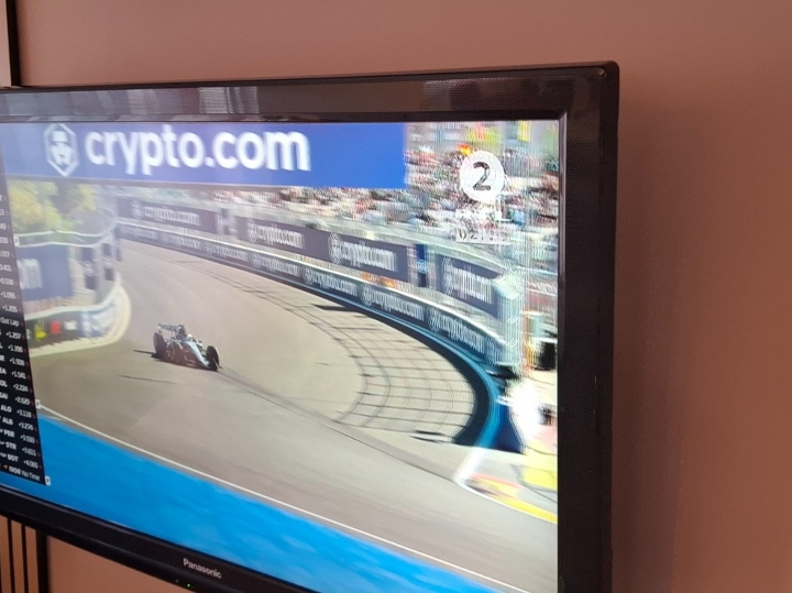 Panasonic TV 42", TX-L42S20E