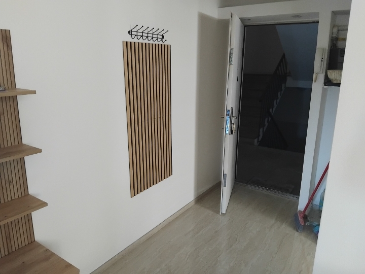 Pećine, 2S+DB, dugoročno