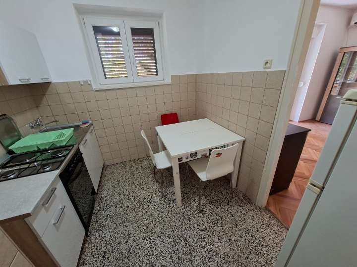 Rijeka, Krimeja, jednosoban stan s dnevnim boravkom, 54 m2