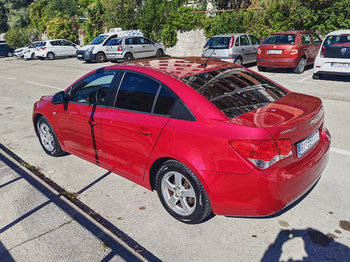 Chevrolet Cruze 1.6 Plin