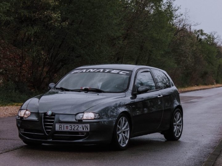 Alfa Romeo 147, nije fiksno