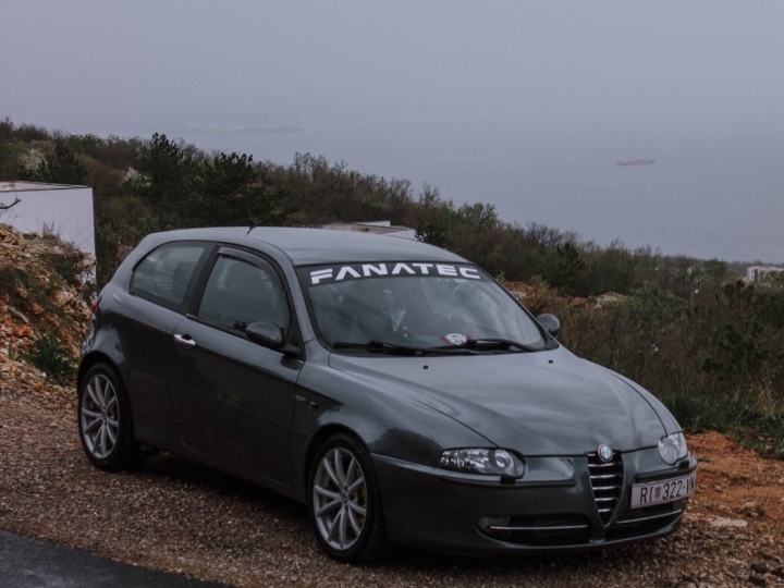 Alfa Romeo 147, nije fiksno