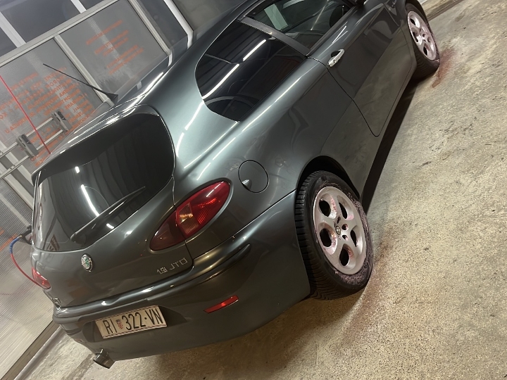 Alfa Romeo 147, nije fiksno
