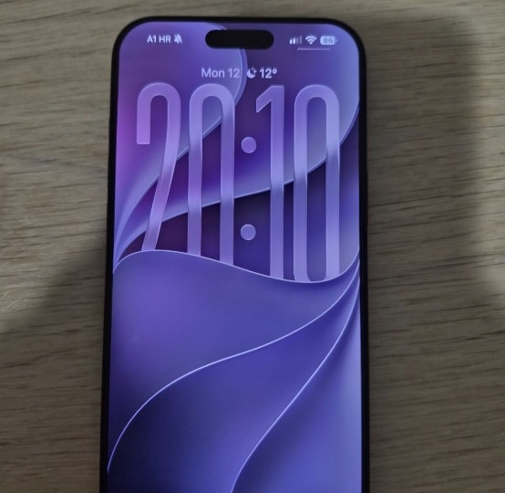 IPhone 17 Pro Max 256 GB – Deep Blue + dodatna oprema
