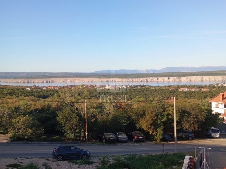 Jadranovo, zemljište