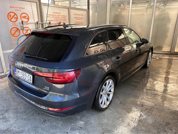 Audi A4 2.0 tdi