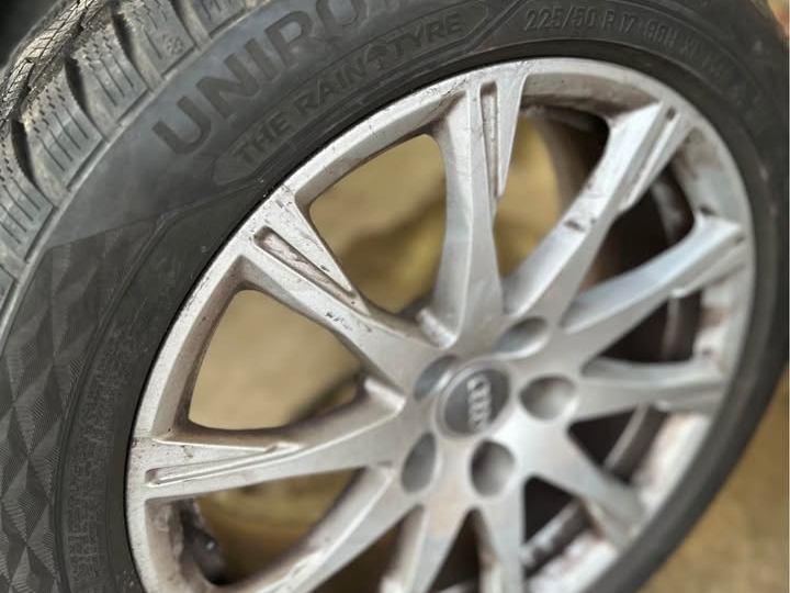 Audi A4 2.0 tdi