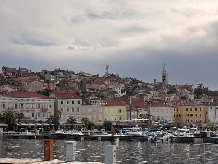 Mali Lošinj, prodaje se stan! 