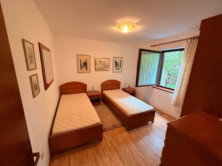 Mali Lošinj, prodaje se stan! 