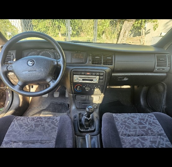 Opel Vectra B 1.6 16V, odličan motor i mehanika