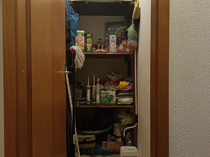 Iznajmljujem stan na Turniću