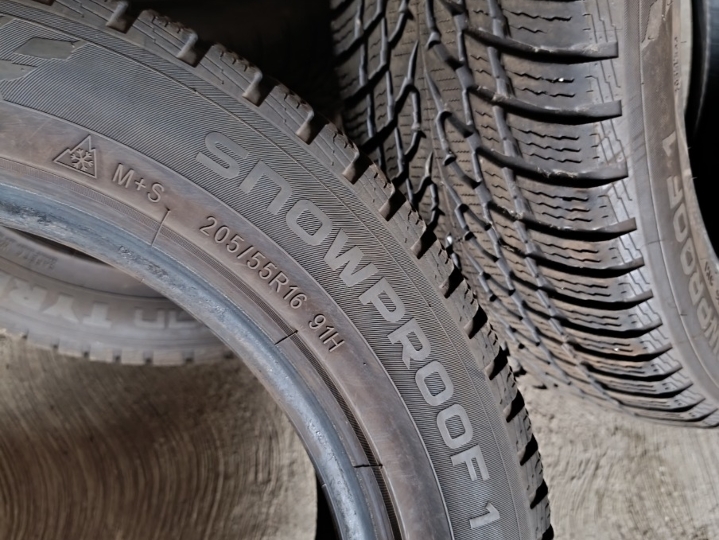 Gume Nokian zimske 205/55/16
