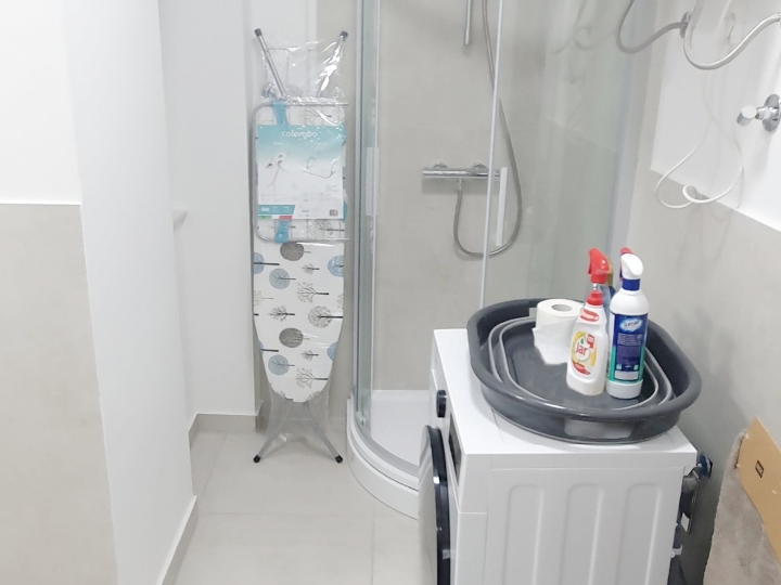 Belveder, 1S+DB, 600€, uključ. režije