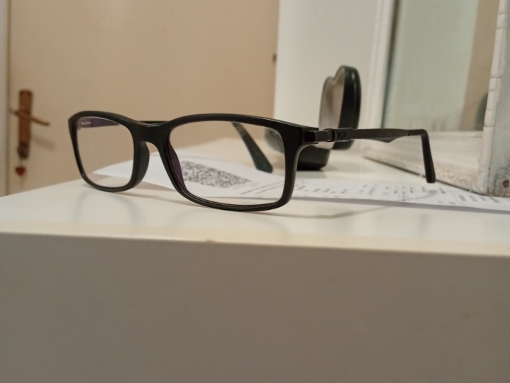 Okvir za naočale Rayban, očuvan, kao novi