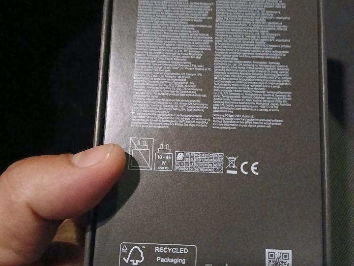 Samsung Galaxy S25 Fe 256g, plavi, nov-zapakiran