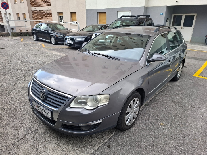 VW Passat karavan 2.0 tdi, reg. godinu dana, 10./2027., euro kuka