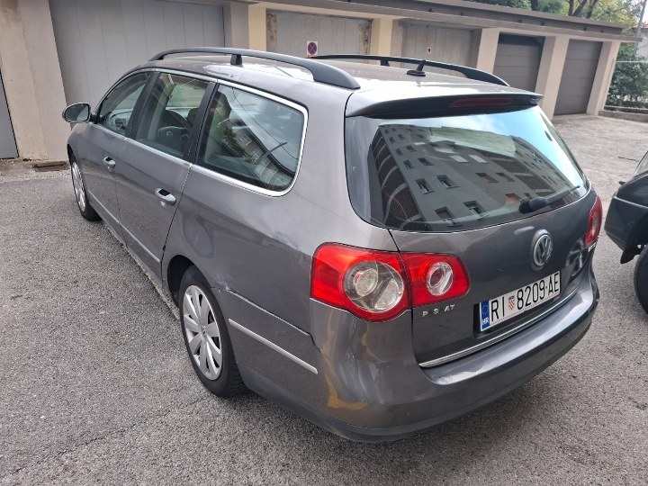 VW Passat karavan 2.0 tdi, reg. godinu dana, 10./2027., euro kuka