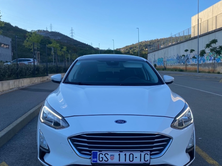Ford Focus 1.5 TDCi / 120 KS / 2020. god. / 2 seta guma / 18’’ felge