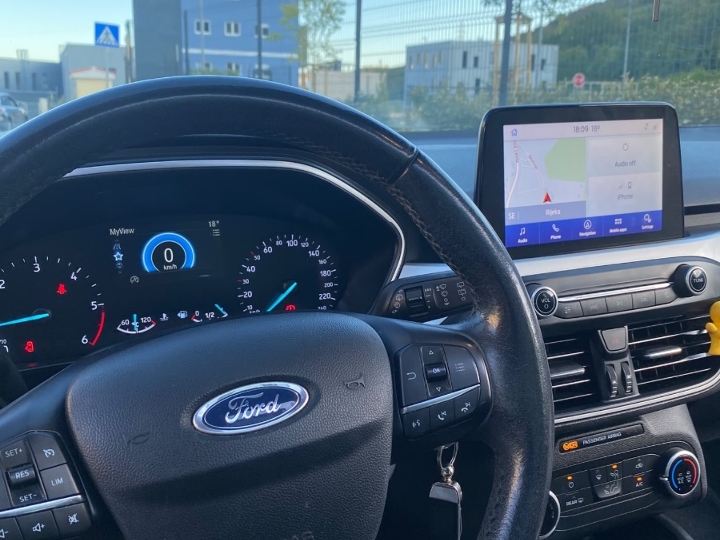 Ford Focus 1.5 TDCi / 120 KS / 2020. god. / 2 seta guma / 18’’ felge