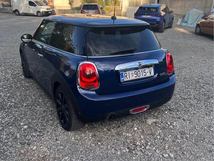 Mini Cooper one 1.5D