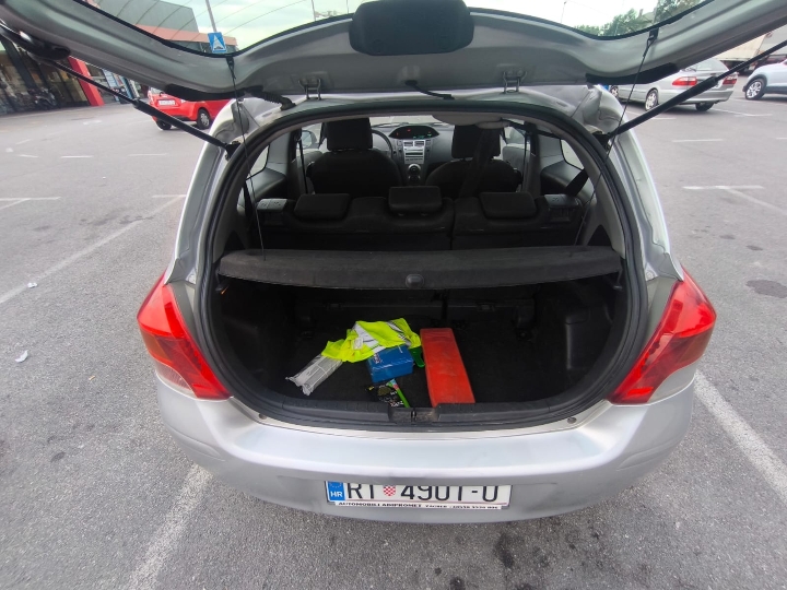 Toyota Yaris 1.0 VVT-i – 2009. godište – benzin