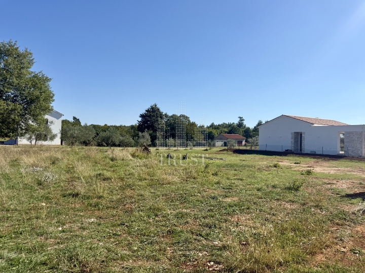 Istra, Raponji – građevinsko zemljište 845 m² za vilu