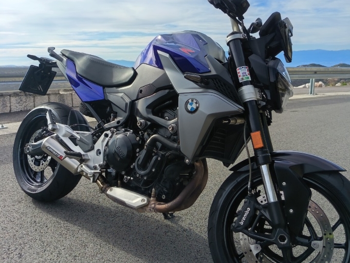 BMW F900R