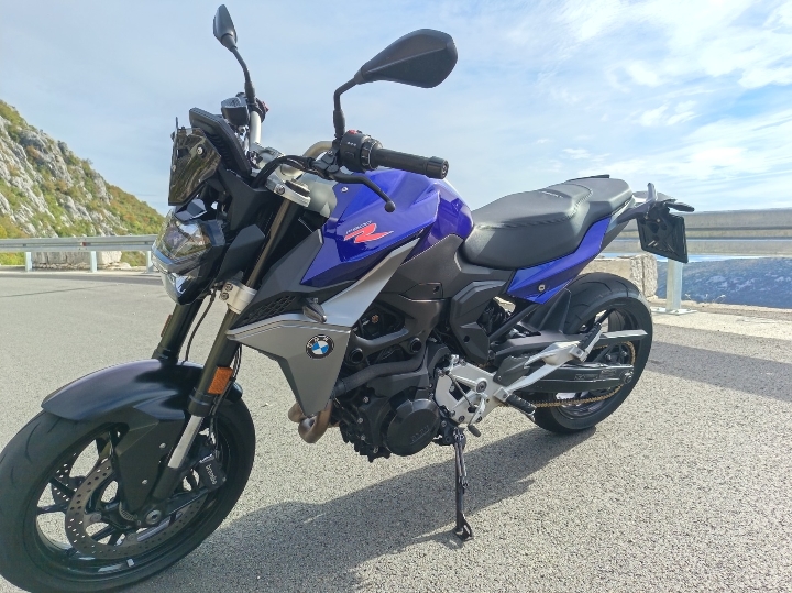 BMW F900R
