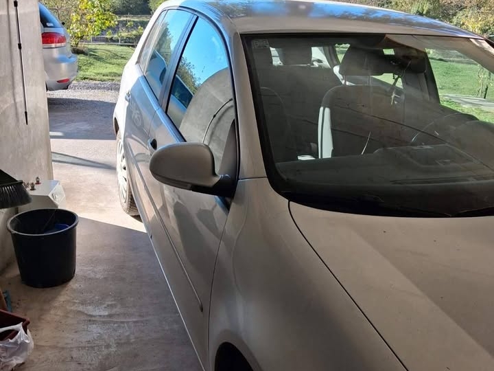 VW Golf 5 1.6 benzin