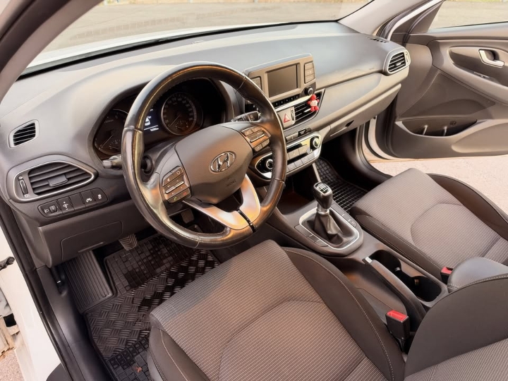 Hyundai i30 1.4 MPI, 2018. god.