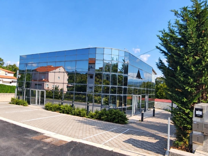 Kastav, Žegoti, poslovno-skladišni prostor 460 m2, najam