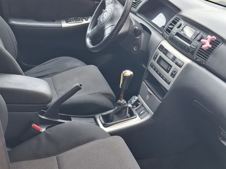 Toyota Corolla 1.4 D-4D, 2006. god., 281.000 km