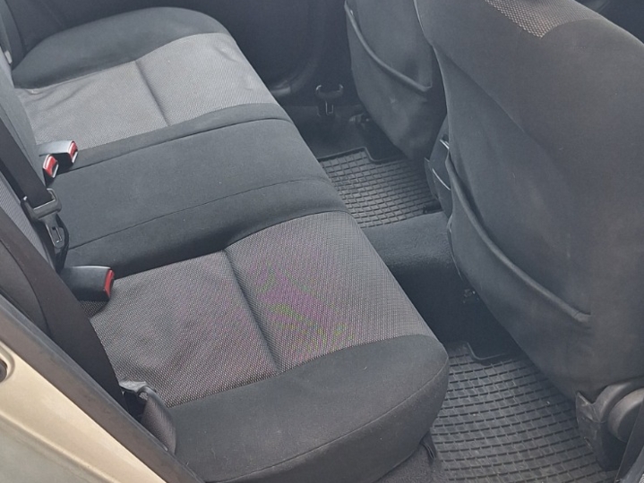 Toyota Corolla 1.4 D-4D, 2006. god., 281.000 km