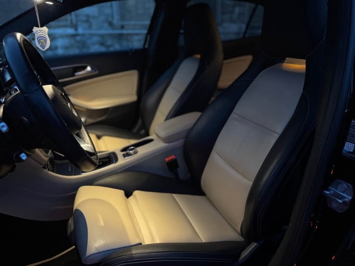 Mercedes-Benz GLA 220d 4Matic