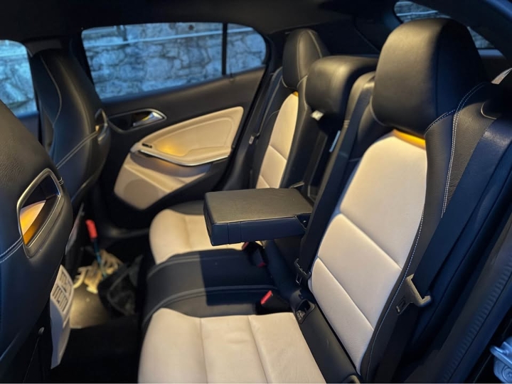 Mercedes-Benz GLA 220d 4Matic