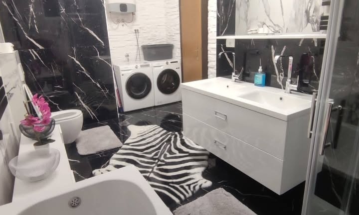 Pula, Gregovica – dvosobni stan s DB, 100 m2, dugoročni najam