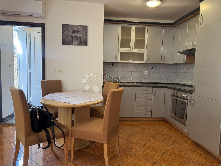 Crikvenica- apartman/ 2S+DB/ 58.20 m2