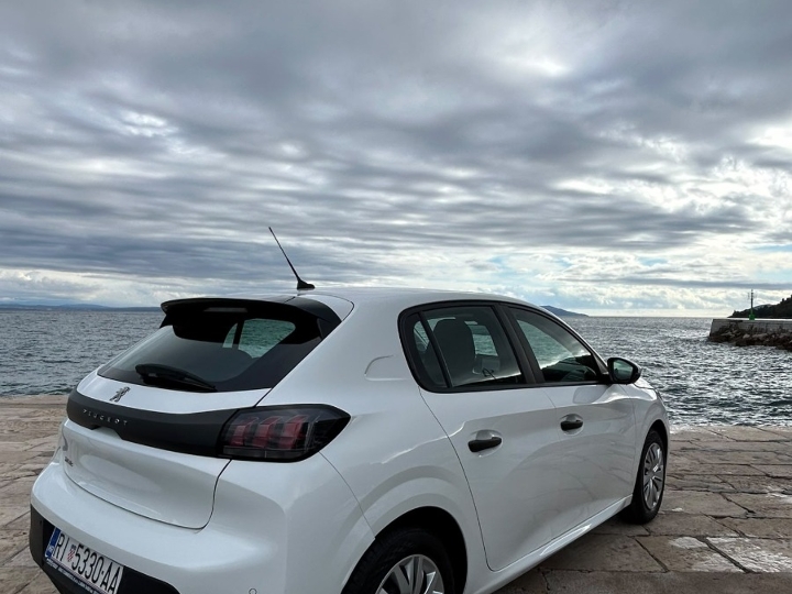 Peugeot 208 1.5 Hdi, 2021. god.