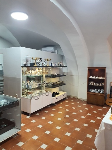 Antik shop Carlos