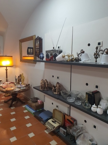 Antik shop Carlos