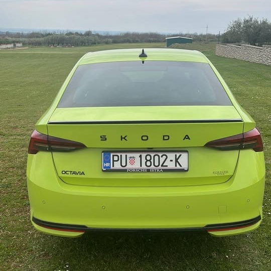 Škoda Octavia SportLine 2.0 TDI DSG, 2024.
