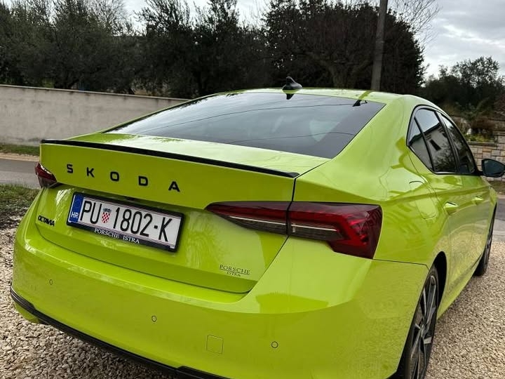 Škoda Octavia SportLine 2.0 TDI DSG, 2024.