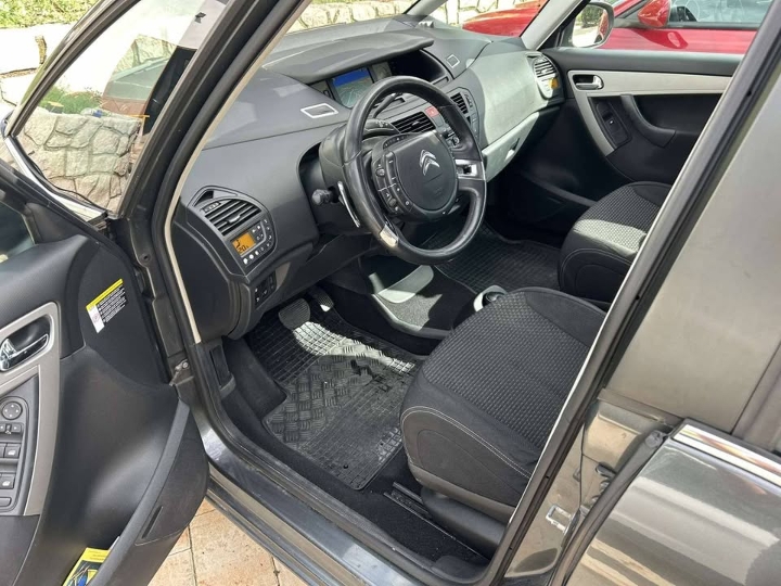 Citroën Picasso 1.6 HDi, automatik, 2013.