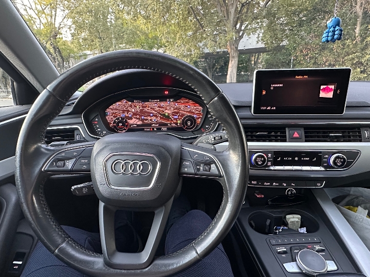 Audi A4 2.0 TDI quattro S tronic, 140 kW